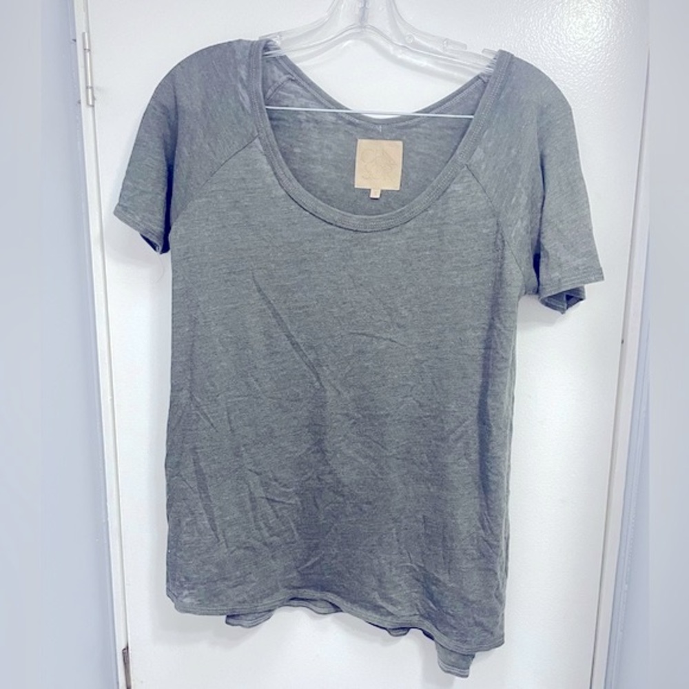 Chaser Scoop Neck Short Sleeve Tee Shirt Size Small NWT